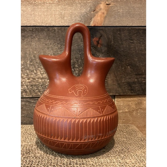 Vintage Native American‎ Navajo Pottery 5.5